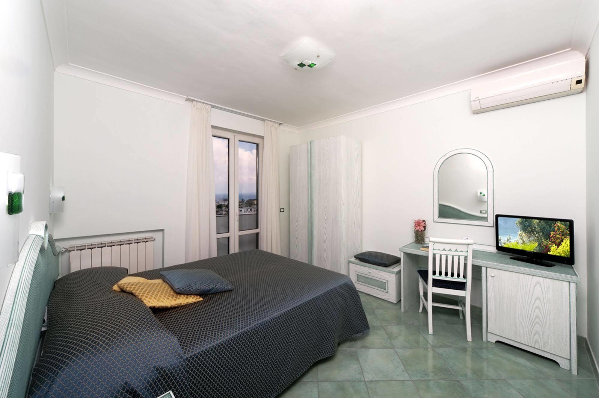 Hotel Bellevue Benessere & Relax Ischia Zewnętrze zdjęcie